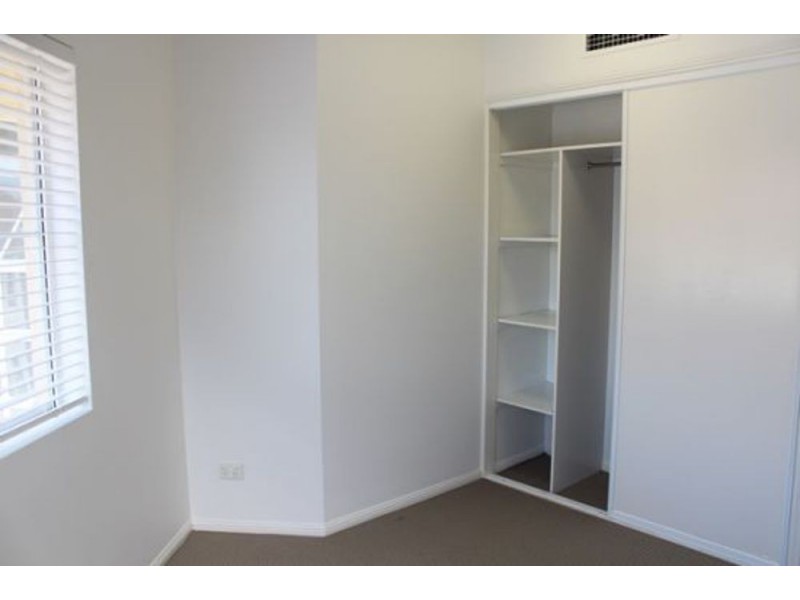 16/25 Digger Street, Cairns North QLD 4870