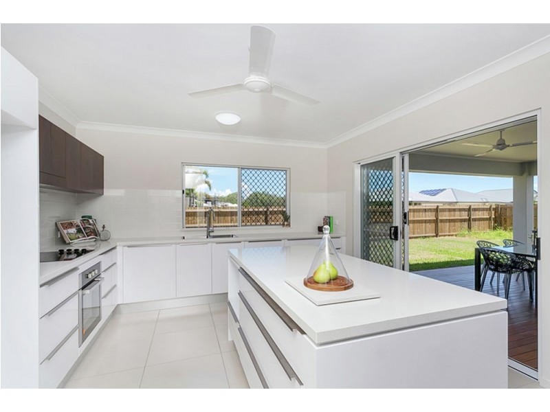 17 Foxville Circuit, Trinity Park QLD 4879