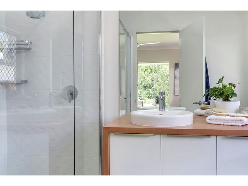 17 Foxville Circuit, Trinity Park QLD 4879