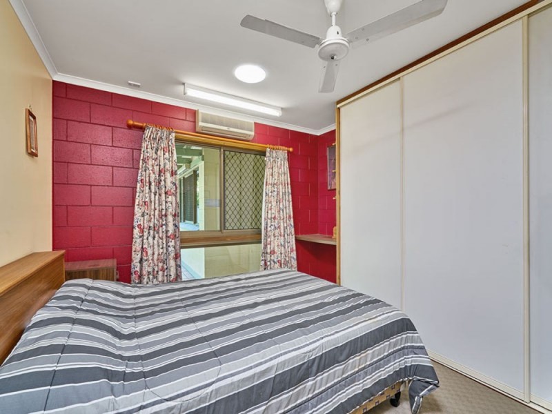 2 Cantal Close, Smithfield QLD 4878