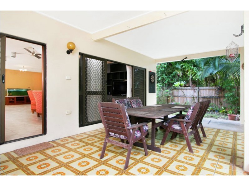 9-11 Griffiths Street, Manoora QLD 4870
