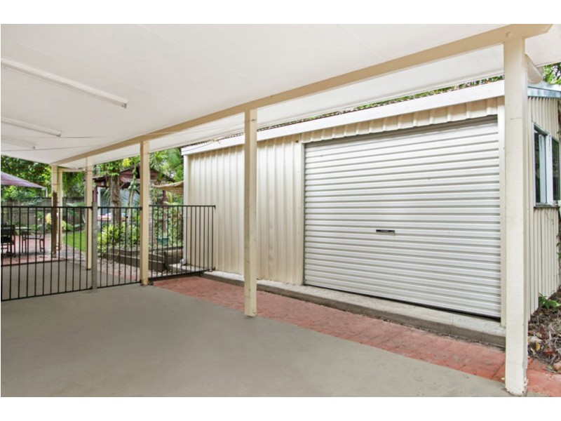 9-11 Griffiths Street, Manoora QLD 4870