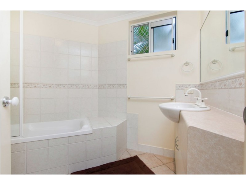 52/72-84 Kowinka Street, White Rock QLD 4868
