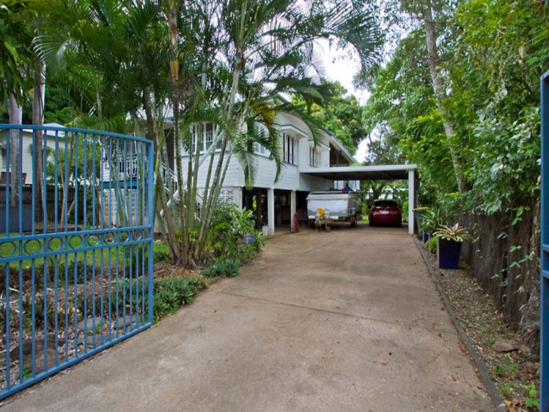 12 Whitfield Street, Aeroglen QLD 4870