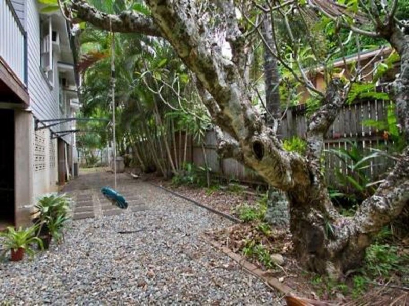 12 Whitfield Street, Aeroglen QLD 4870