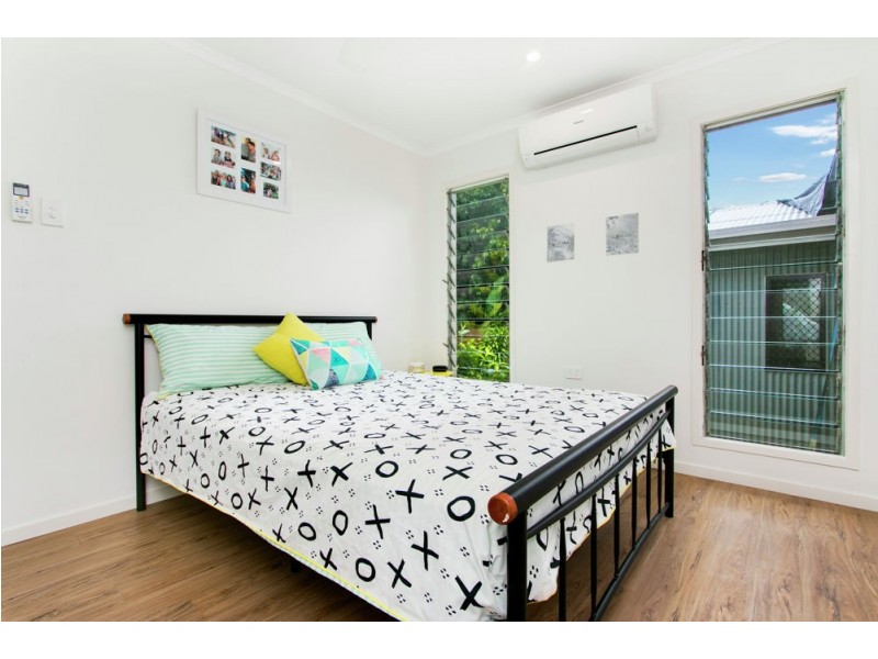 31 Amethyst Street, Bayview Heights QLD 4868