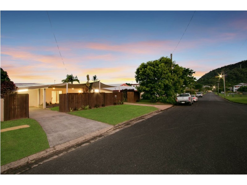 31 Amethyst Street, Bayview Heights QLD 4868