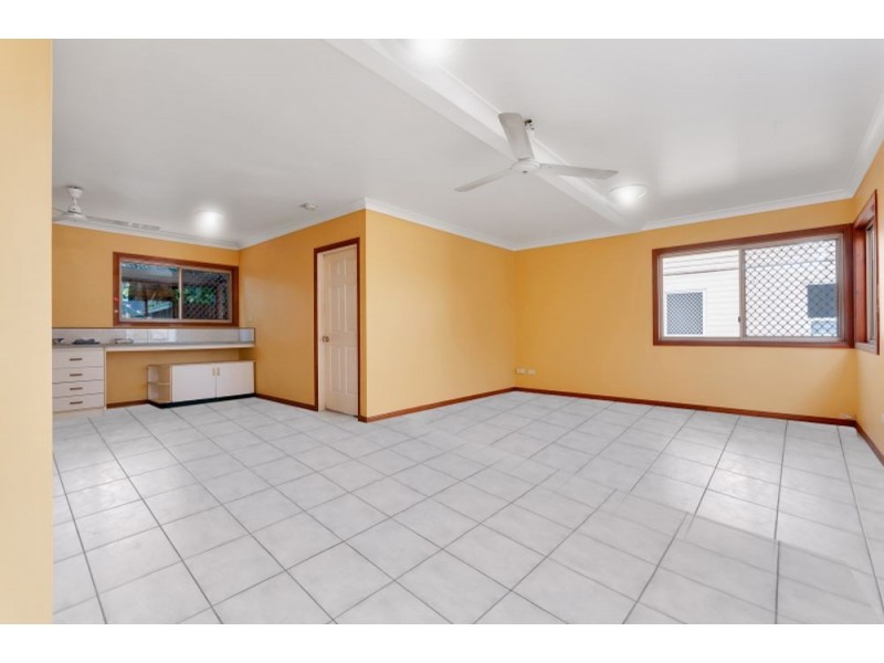 18 Harris Street, Parramatta Park QLD 4870