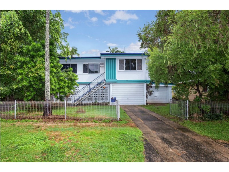 10 Blantyre Close, Manunda QLD 4870