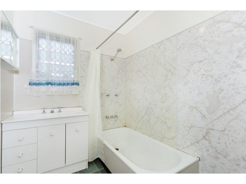 10 Blantyre Close, Manunda QLD 4870