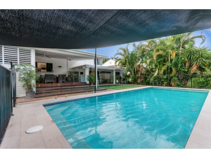 21 Murchison Street, Whitfield QLD 4870