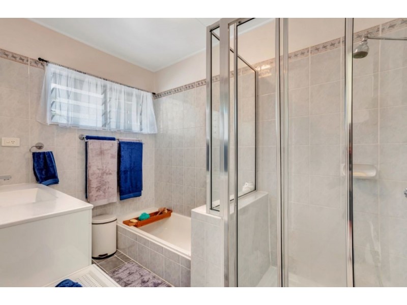 21 Murchison Street, Whitfield QLD 4870