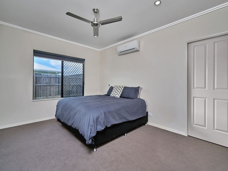 44 Disney Street, White Rock QLD 4868