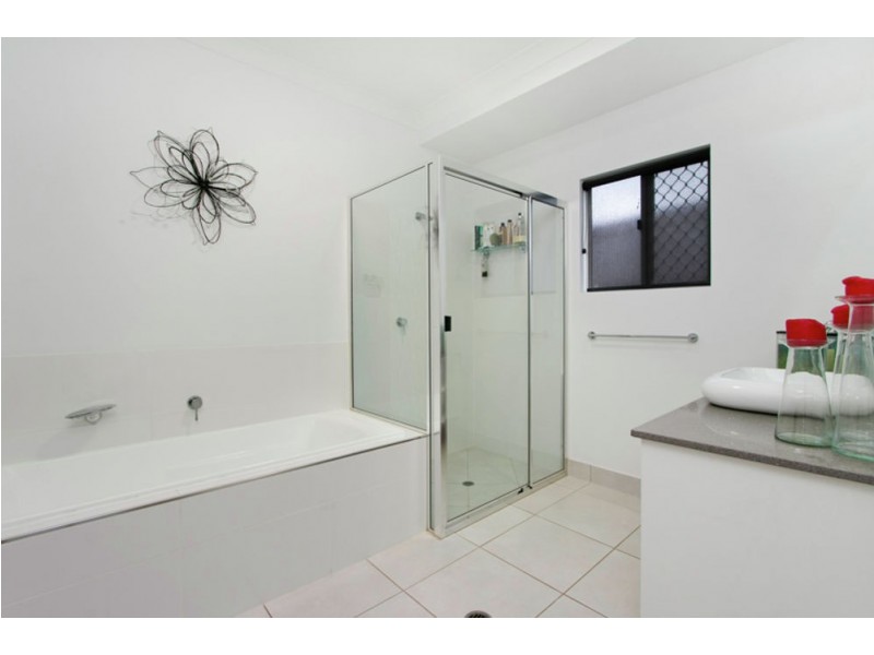 31 Propellor Court, Trinity Beach QLD 4879