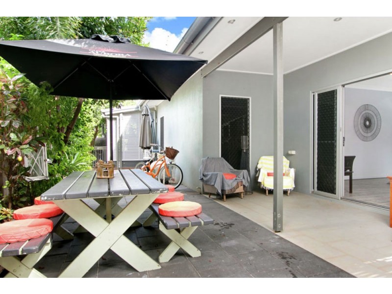 31 Propellor Court, Trinity Beach QLD 4879