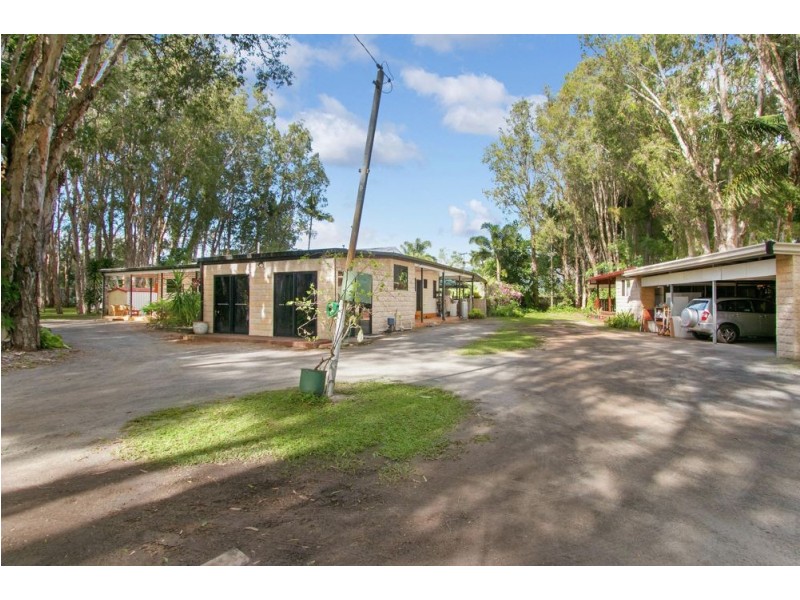 9-13 Oleander Street, Holloways Beach QLD 4878
