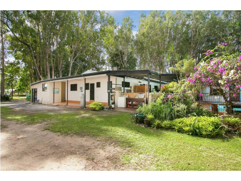 9-13 Oleander Street, Holloways Beach QLD 4878