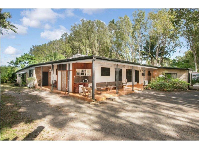 9-13 Oleander Street, Holloways Beach QLD 4878