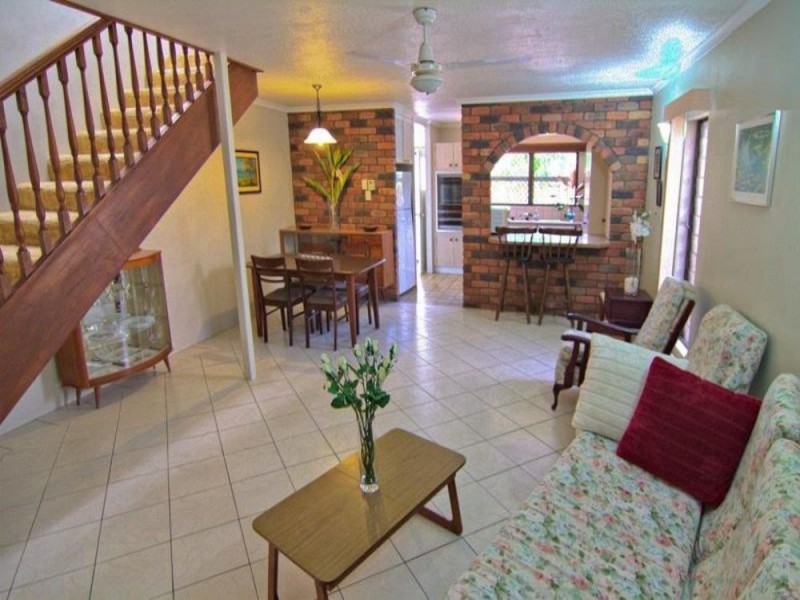 5/21 Mimosa Street, Holloways Beach QLD 4878