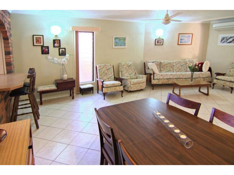 5/21 Mimosa Street, Holloways Beach QLD 4878