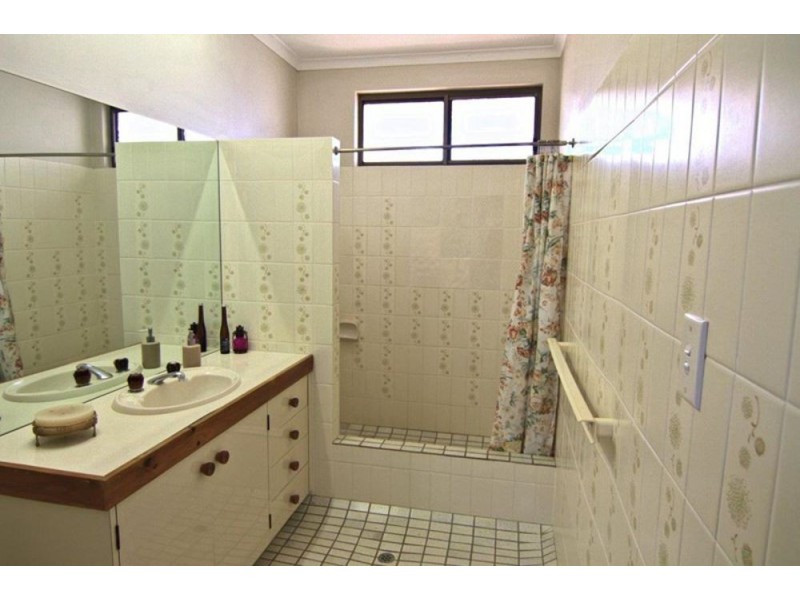 5/21 Mimosa Street, Holloways Beach QLD 4878