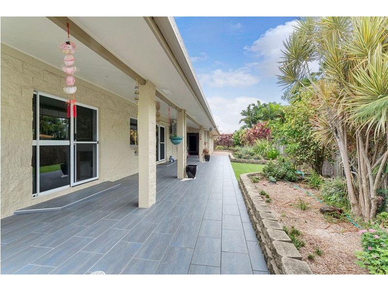 12 Periwinkle Street, Trinity Beach QLD 4879