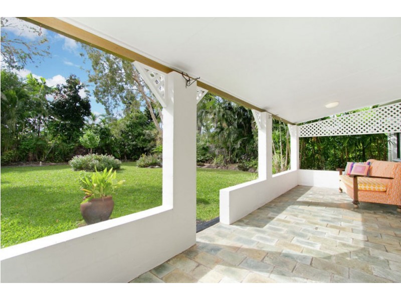 10 Limpet Close, Trinity Beach QLD 4879