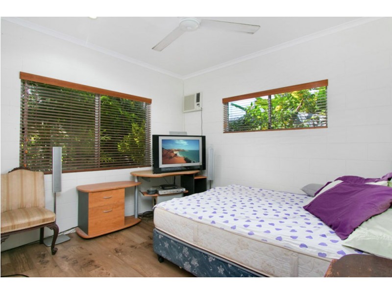 10 Limpet Close, Trinity Beach QLD 4879