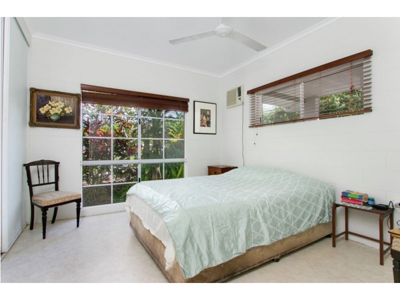 10 Limpet Close, Trinity Beach QLD 4879