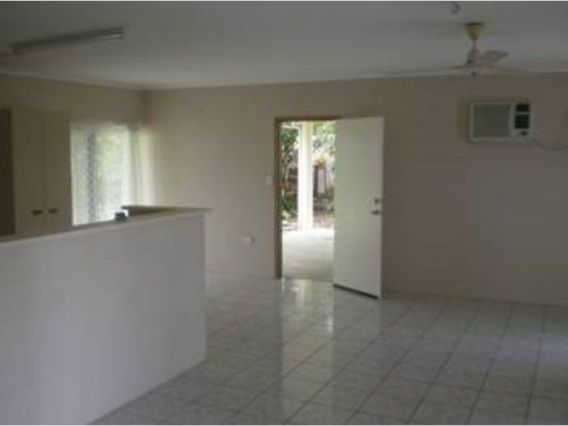 5 Matoska Close, Mount Sheridan QLD 4868