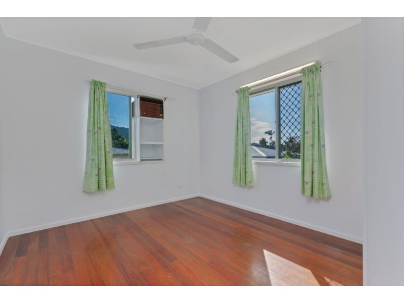 146 McManus Street, Whitfield QLD 4870