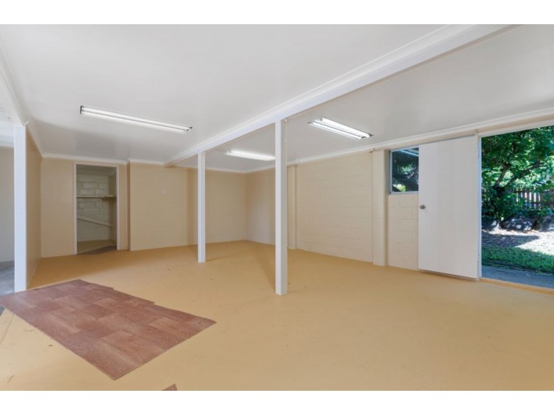 146 McManus Street, Whitfield QLD 4870