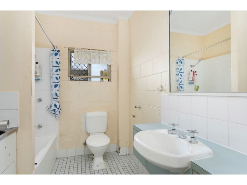 28/7-9 Charlotte Close, Woree QLD 4868