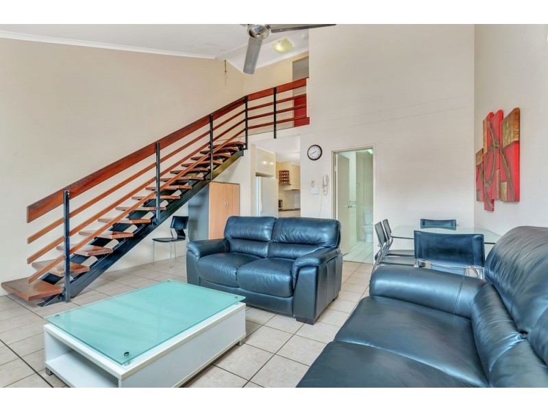 23/239 Lake Street, Cairns North QLD 4870