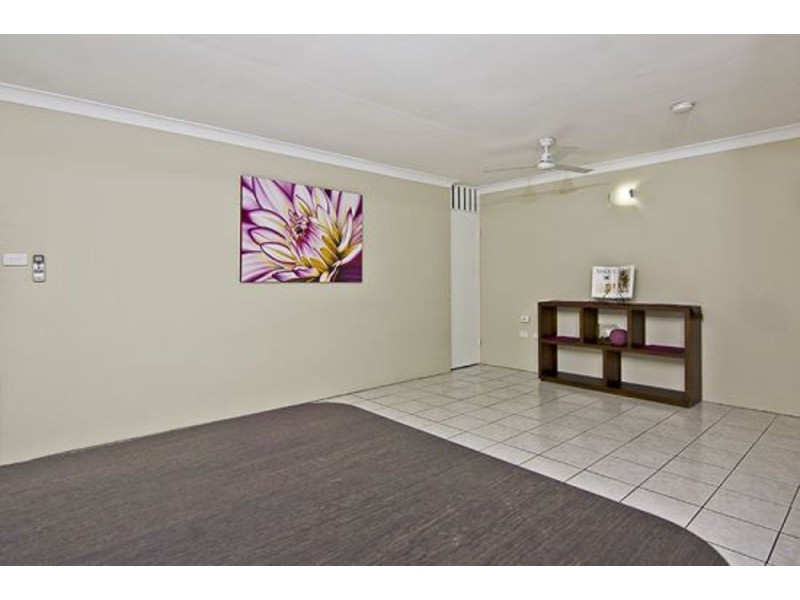 19/350 Sheridan Street, Cairns North QLD 4870