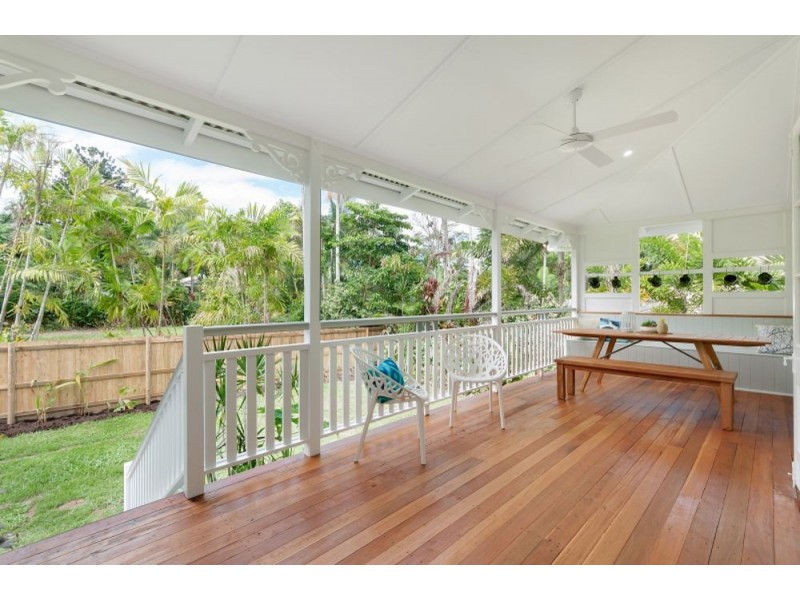 6 Friend Street, Edge Hill QLD 4870