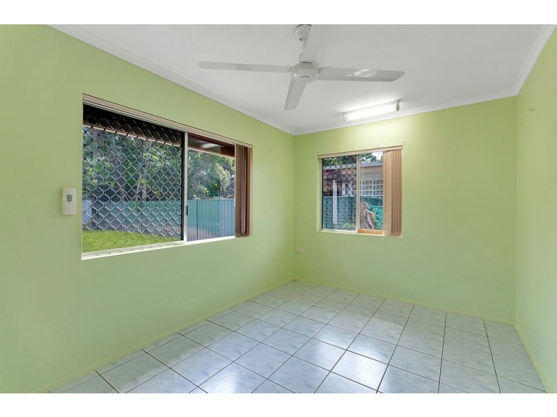 10 Torrance Avenue, Edge Hill QLD 4870