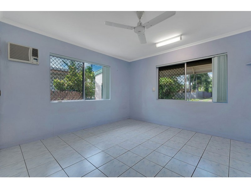 10 Torrance Avenue, Edge Hill QLD 4870