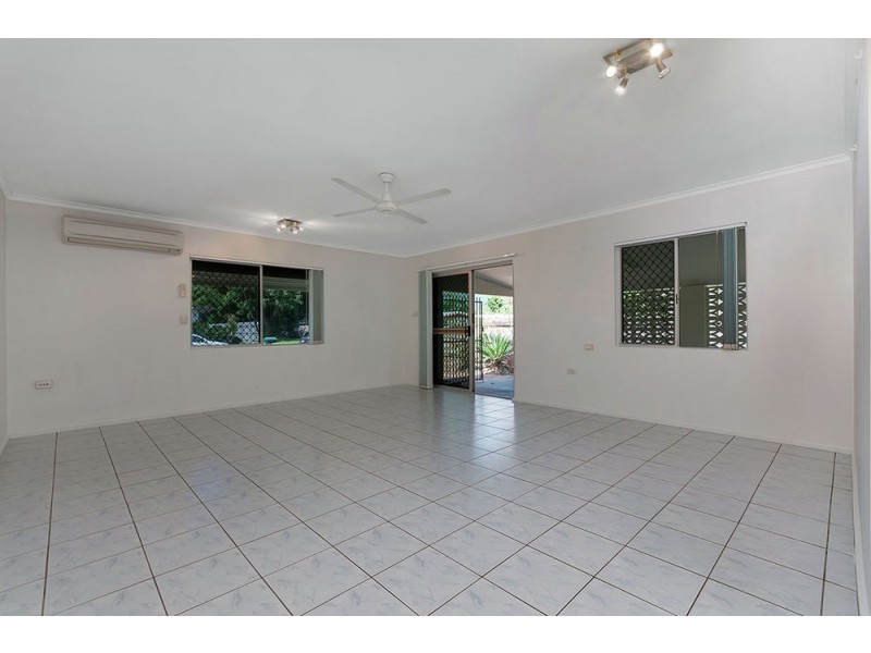 10 Torrance Avenue, Edge Hill QLD 4870