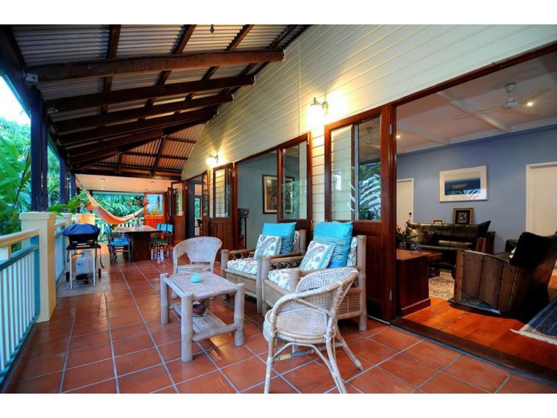 1/47 Smith Street, Cairns North QLD 4870