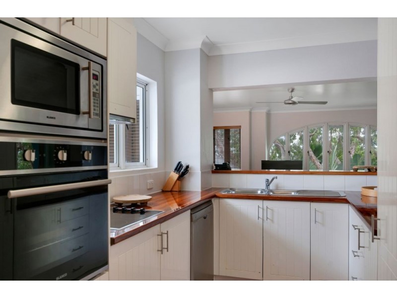 19/111-117 WILLIAMS ESPLANADE, Palm Cove QLD 4879