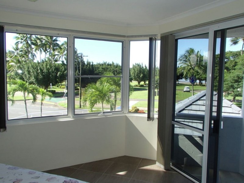 5/279 Esplanade, Cairns North QLD 4870