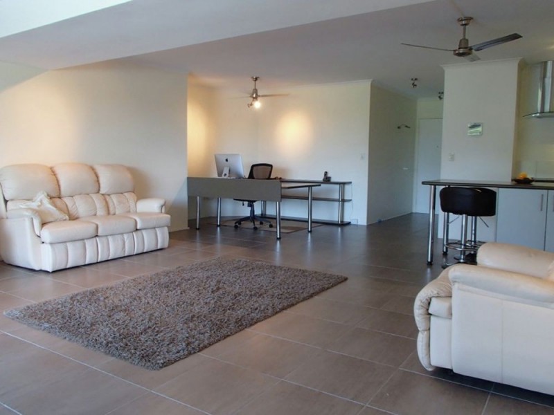 5/279 Esplanade, Cairns North QLD 4870