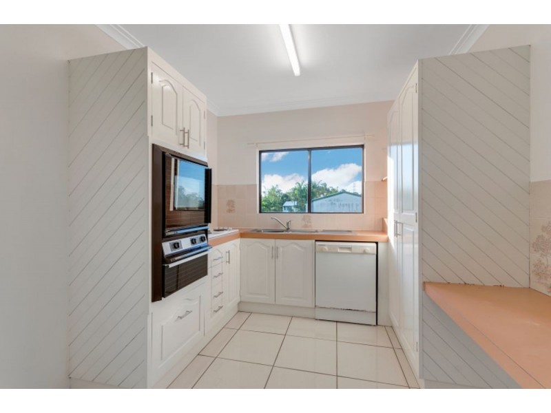 4/11 MINTARO CRESCENT, Woree QLD 4868