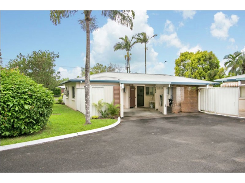 1/473 McCoombe Street, Mooroobool QLD 4870