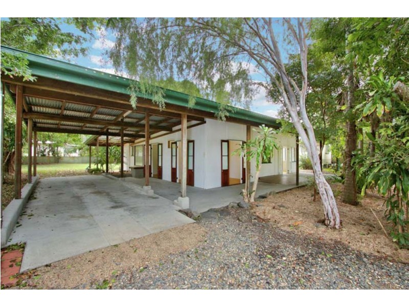 55 Waite Street, Machans Beach QLD 4878