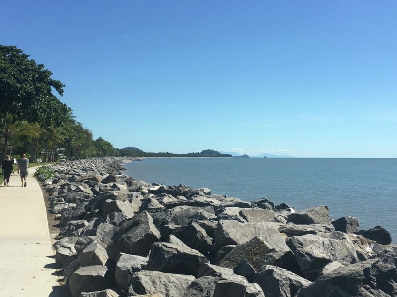 55 Waite Street, Machans Beach QLD 4878