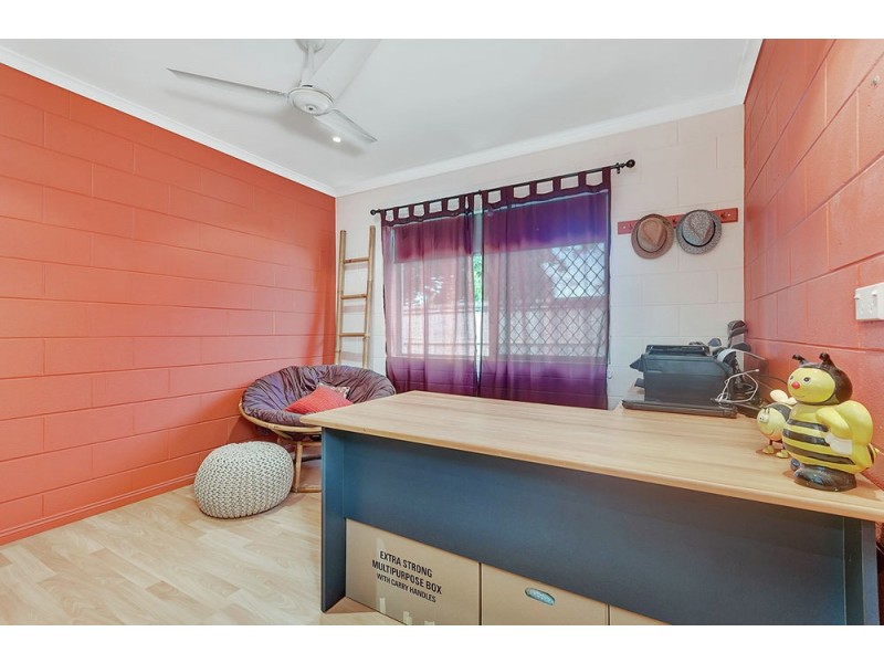 41 Kowinka Street, White Rock QLD 4868