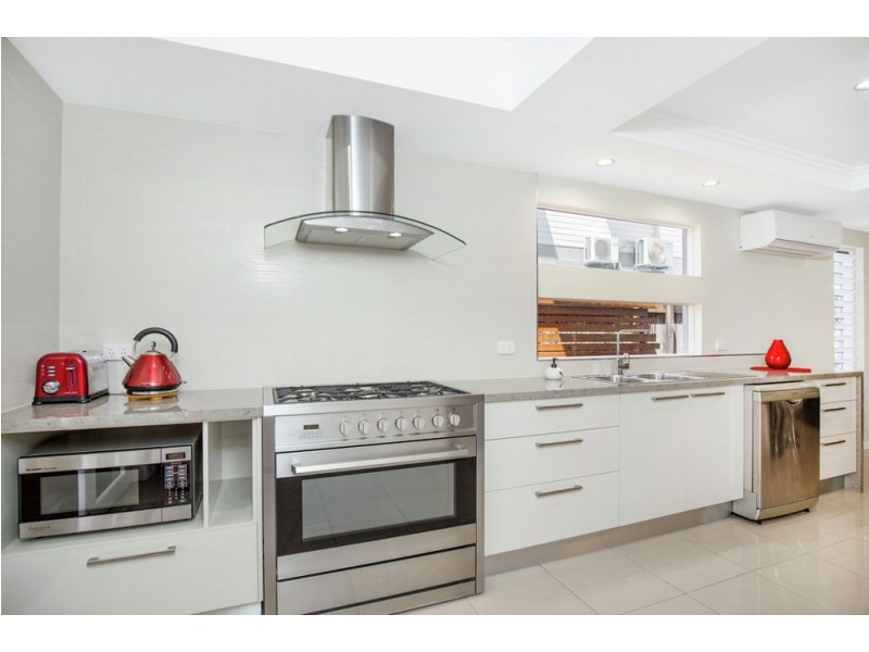 13 Allan Street, Bungalow QLD 4870