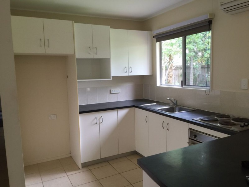 4 Cassia Street, Edge Hill QLD 4870